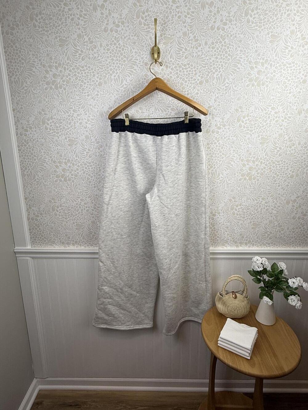 Edikted Navy and Gray Contrast Logo Embroidered Sweatpants - Size - Large - Picture 6 of 8
